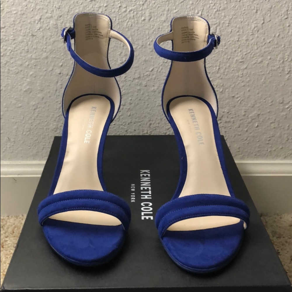 Kenneth Cole sandal heel